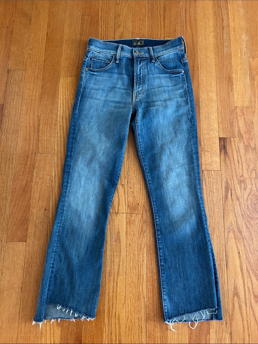 MOTHER Insider Crop Step Fray Jeans in Not Rough Enough Size 24